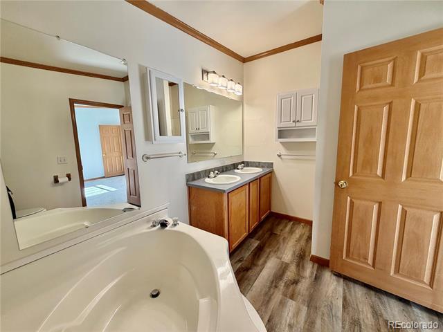 Building Photo - 4095 W Arizona Ave