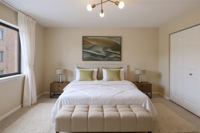 Building Photo - 613 Central Rd