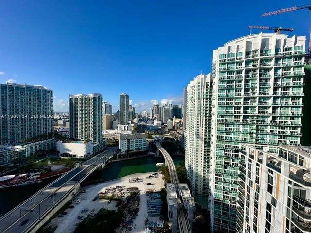 Building Photo - 68 SE 6th St