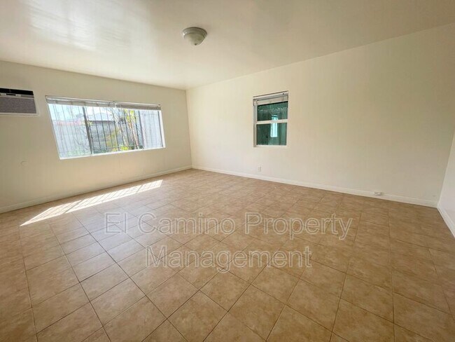 Building Photo - 3558 E 56th St