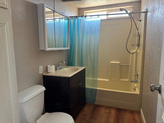 Building Photo - Cute 2 bedroom/2 bath in spring creek