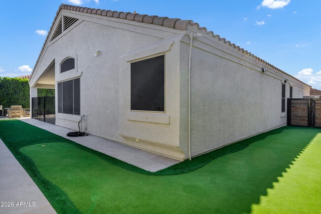 Building Photo - 9558 W Harmony Ln