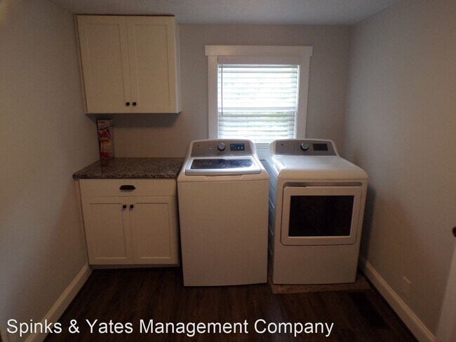 Building Photo - 4 br, 2 bath House - 51 Cedar Circle