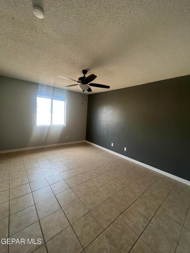 Building Photo - 1713 Dana Michelle St