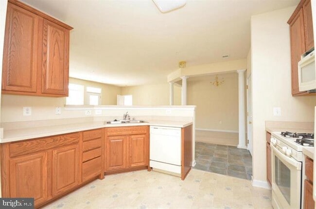 Building Photo - 9700 Elzey Place