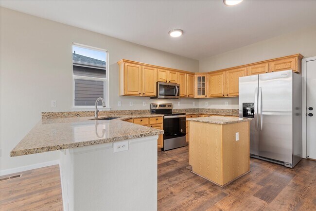 Building Photo - 10147 S Cherryhurst Ln