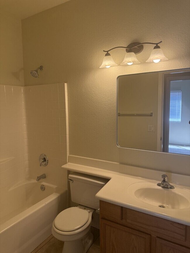 Building Photo - 4 Bedroom in San Tan Ranch, Gilbert!