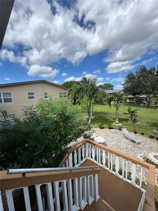 Building Photo - 211 Coventry I