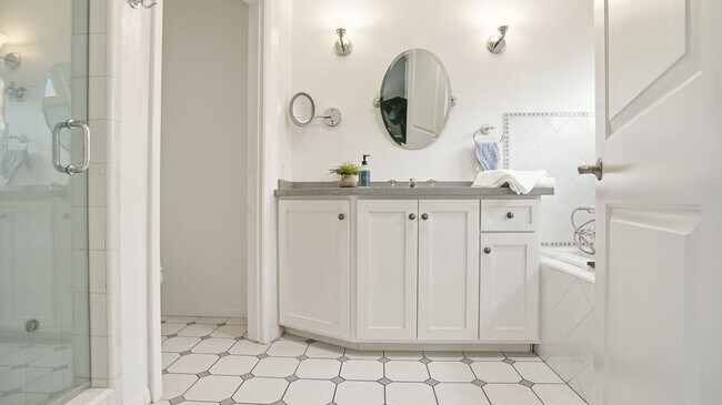 Building Photo - FALL IN LOVE with Ranch Style Living!