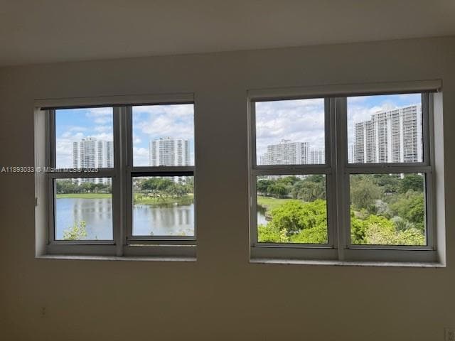 Building Photo - 20000 E Country Club Dr