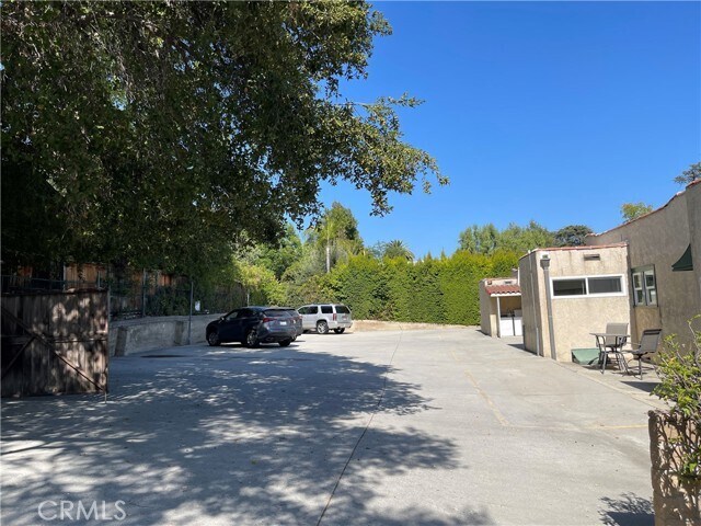Building Photo - 15 E Mira Monte Ave