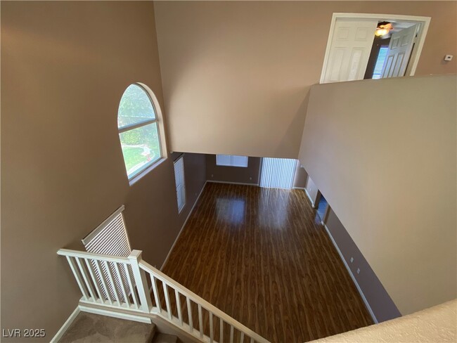 Building Photo - 5680 Arrow Tree St
