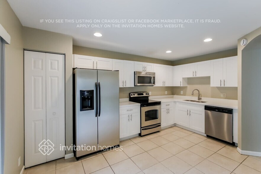Building Photo - 6108 Whalton St