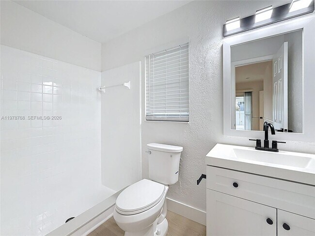 Building Photo - 8977 NW 21st Ct