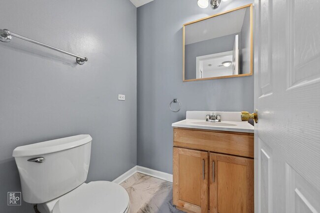 Building Photo - 7922 Knottingham Cir