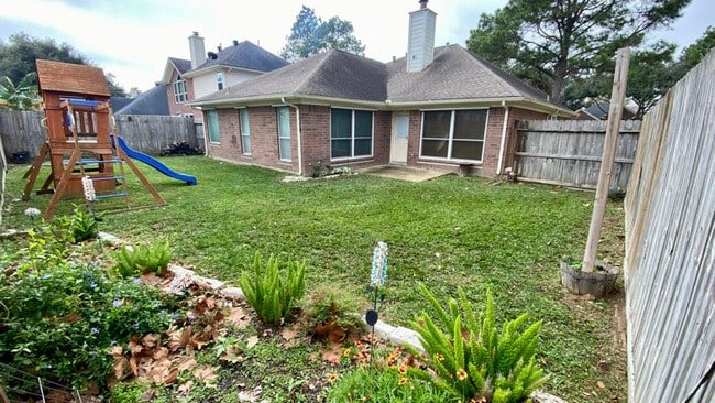 Building Photo - 3130 Birchleaf Dr