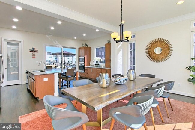 Building Photo - 23109 Cottonwillow Sq
