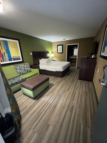 Primary Photo - Premier Extended Stay