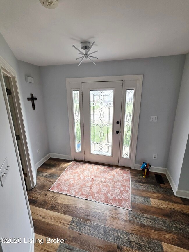 Building Photo - 11315 Top Walnut Loop