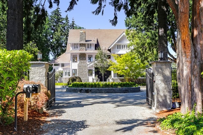 Building Photo - Seward Park Estate
