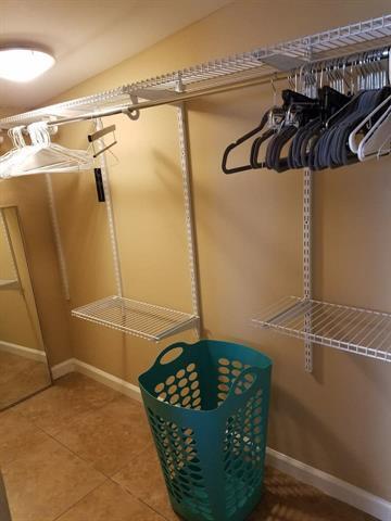 Building Photo - 4144 Cleveland Ave