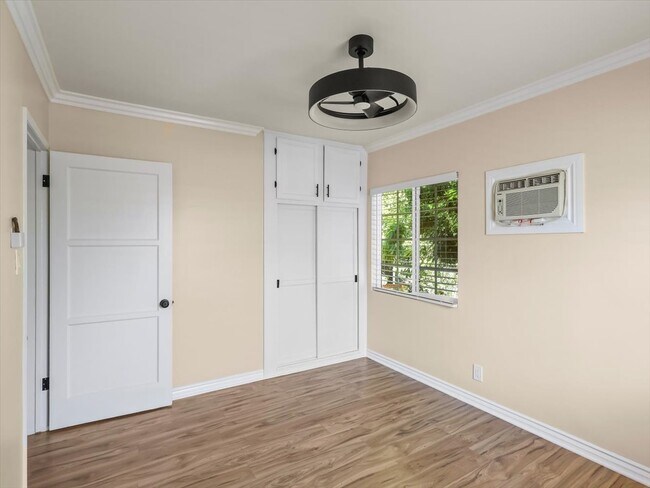 Building Photo - 3801 Legion Ln