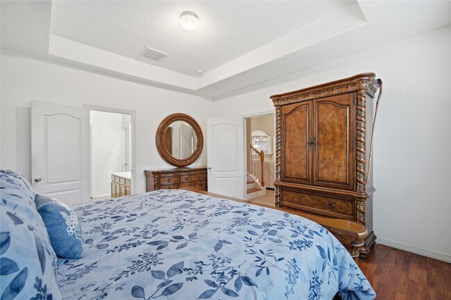 Building Photo - 5106 Westwood Pines Dr