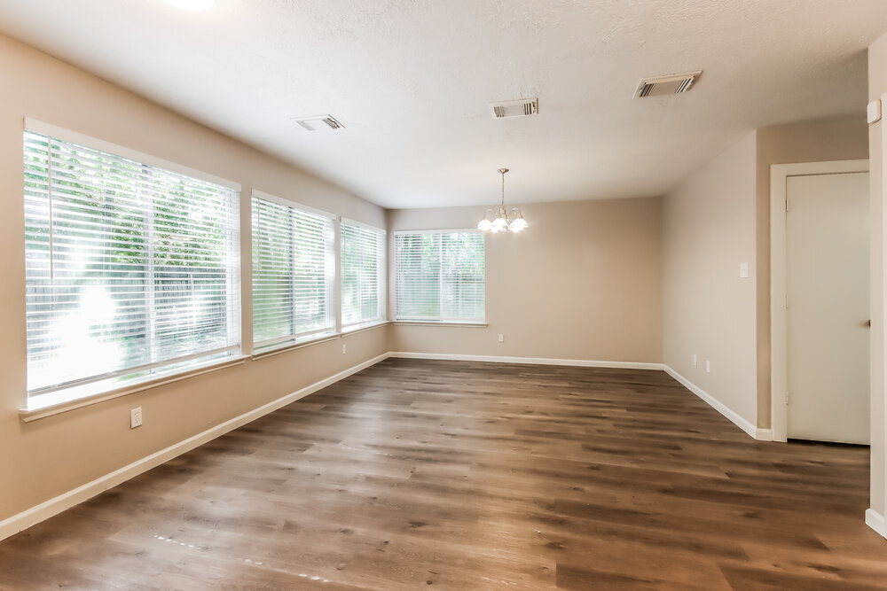 Building Photo - 18105 Red Pine Ct