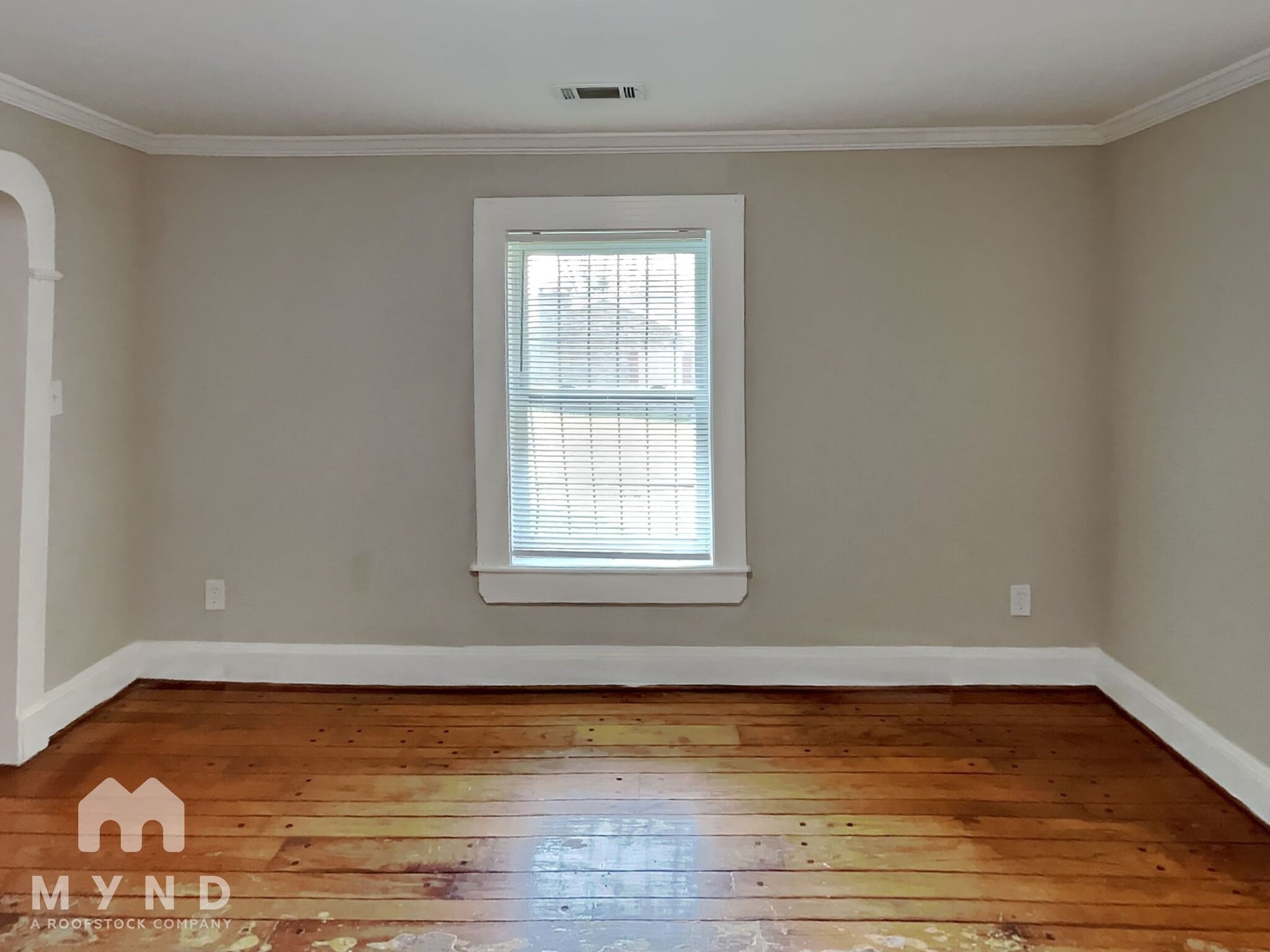 Building Photo - 1337 S Hairston Rd