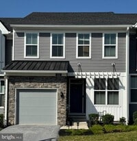 Building Photo - 213 Catalpa Ln