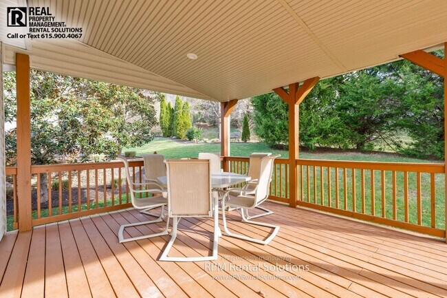 Building Photo - Stunning luxury home in McKay's Mill w/ neighborhood pool, fitness, walking trails and so much more!