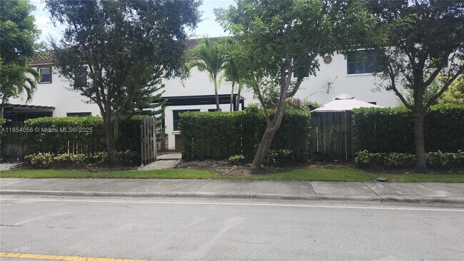 Building Photo - 4228 SW 166th Ct