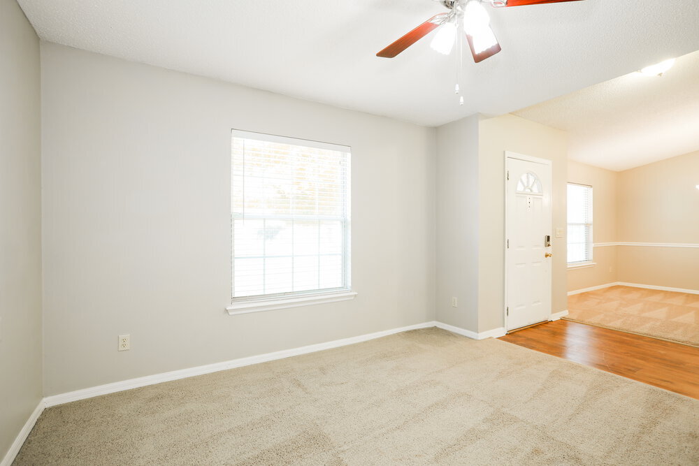 Building Photo - 313 Johns Glen Dr