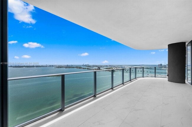 Building Photo - 700 NE 24 # 3707 MIAMI, FL 33137