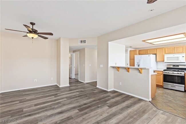 Building Photo - 833 Aspen Peak Loop