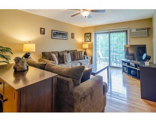 Building Photo - 13 Strawberry Bank Rd