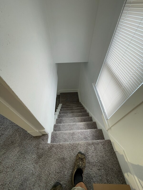 Building Photo - 50 Braddock St