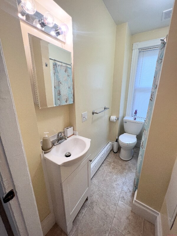 Building Photo - 81-83 America St