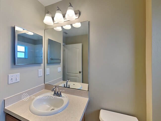 Building Photo - 7237 Twin Cedar Ln