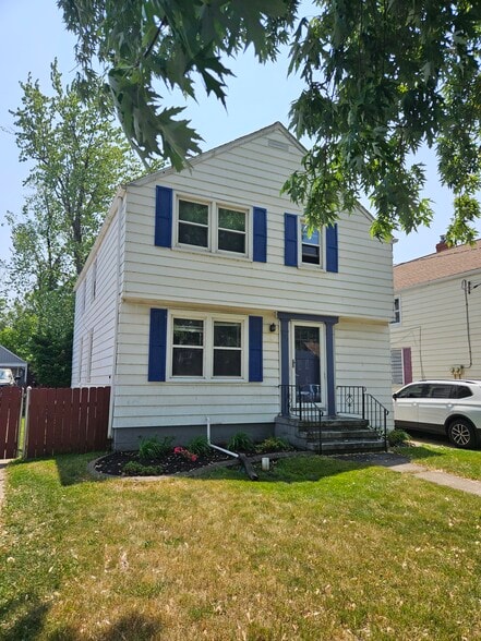 Building Photo - 123 Kimberly Ave.