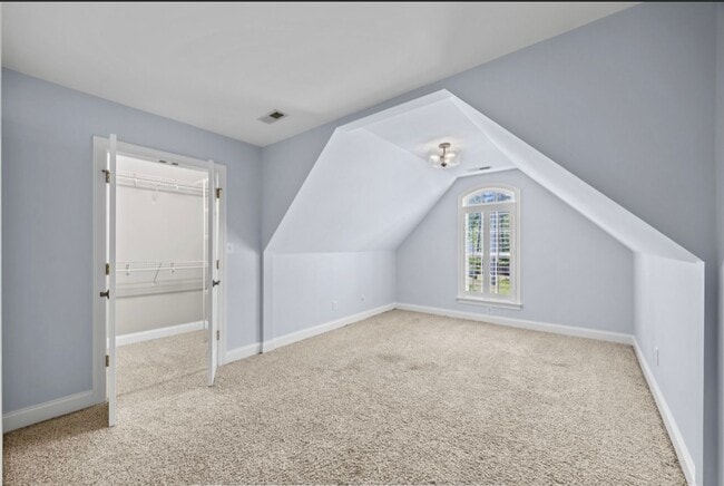 Building Photo - RARE STUNNER 4BR/2.5BA Home in Carolina Co...