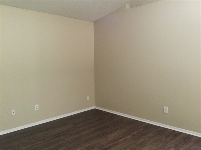 Building Photo - 317 McCoy Village Ct