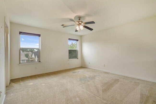 Building Photo - 7239 Mountain Prairie Dr