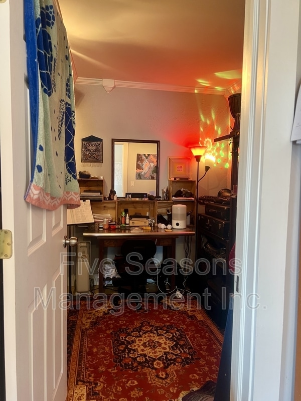 Building Photo - 65-67 Intervale Avenue - 4