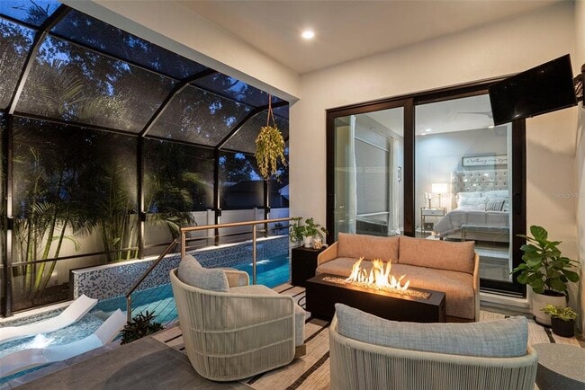 Building Photo - 3624 S Gardenia Ave