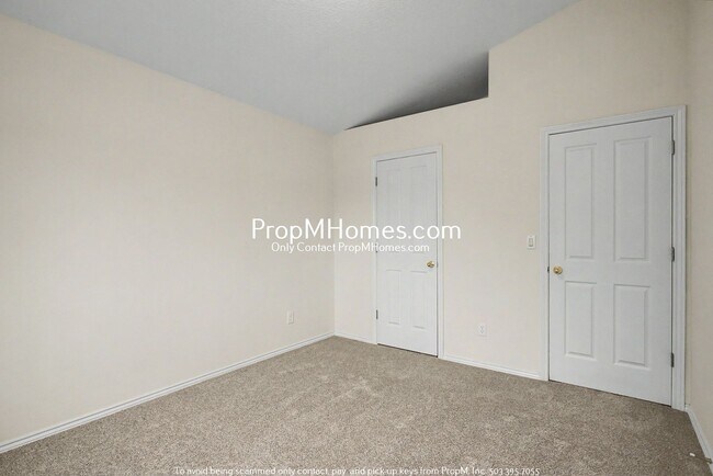 Building Photo - Bull Mountain Three Bedroom Home!