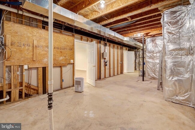 Building Photo - 5257 Winter View Dr