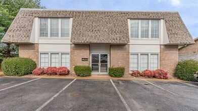 Building Photo - Fabulous Office Space in Prime Location
