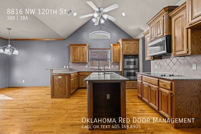 Building Photo - 8816 NW 120th St