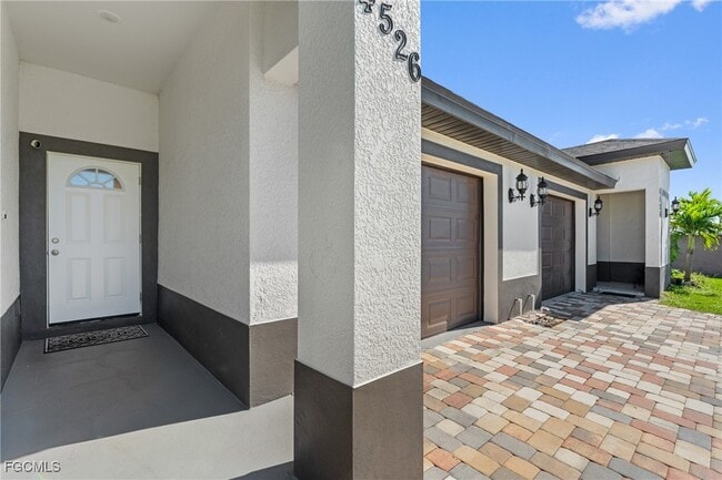 Building Photo - 4524 20th St SW